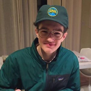 Meet your Posher, Andrew